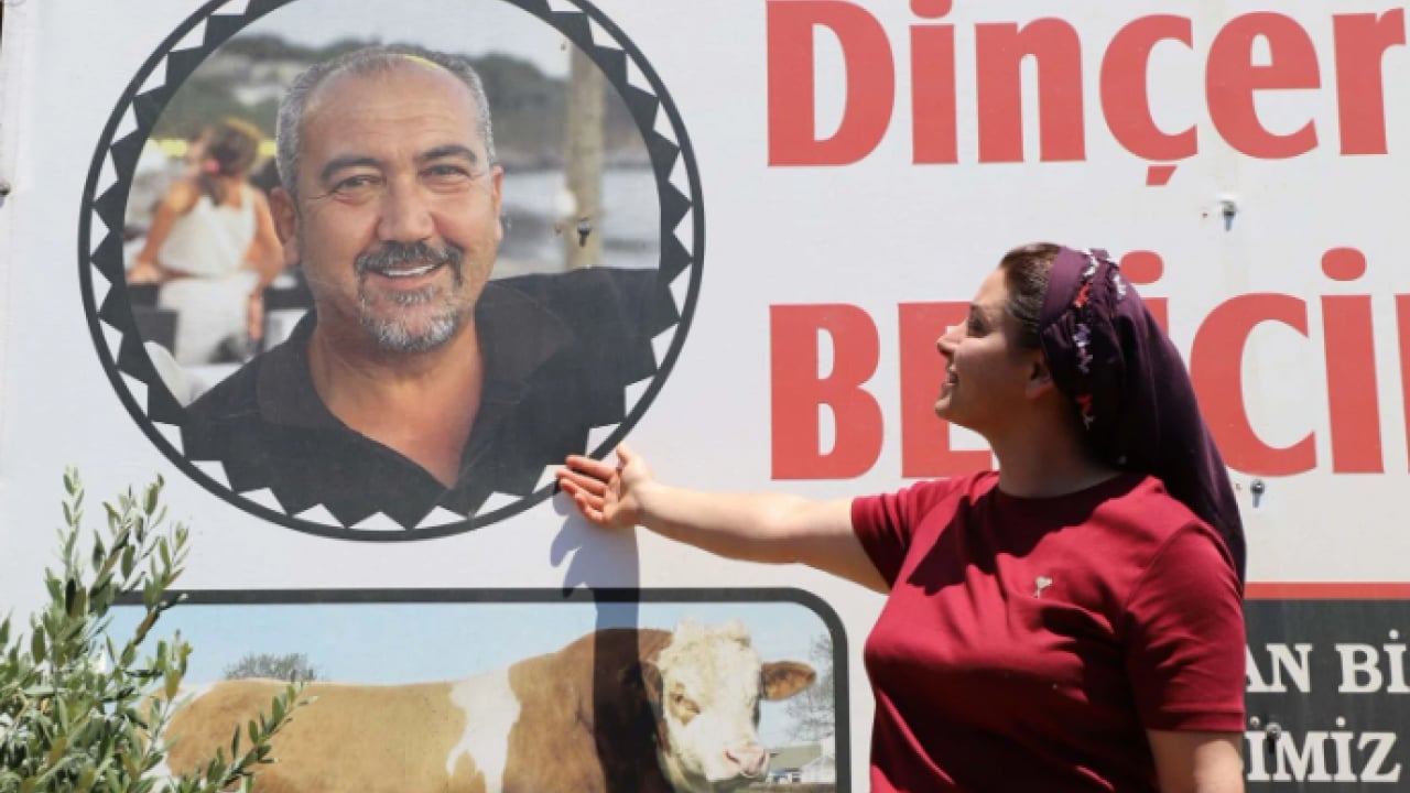 Vefat eden eşinin hayalini çocuklarıyla birlikte yaşatıyor