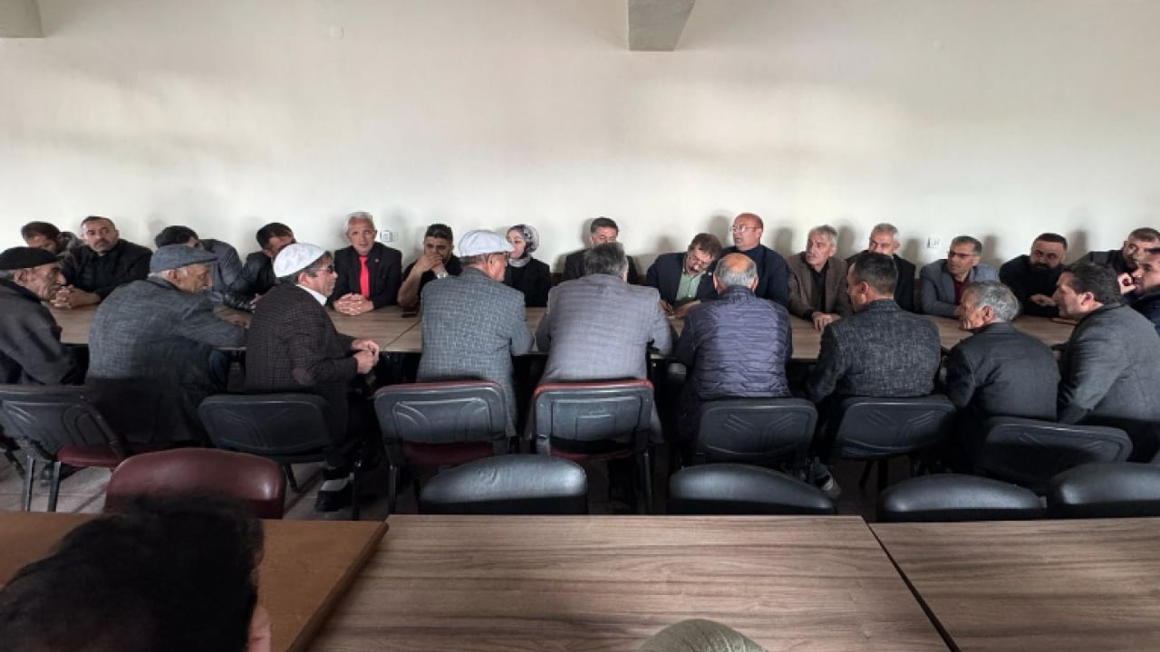 Foto - Vekil Abdurrahim Fırat, Tekman ve Karayazı'da halkla buluştu...