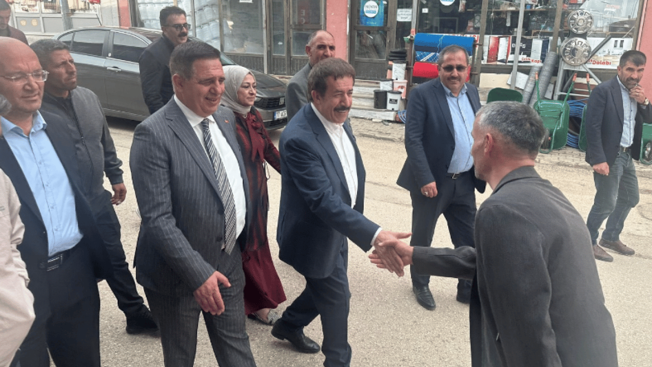 Foto - Vekil Abdurrahim Fırat'tan bayramda yoğun mesai: Vekil Fırat, bayram boyunca sahadaydı...