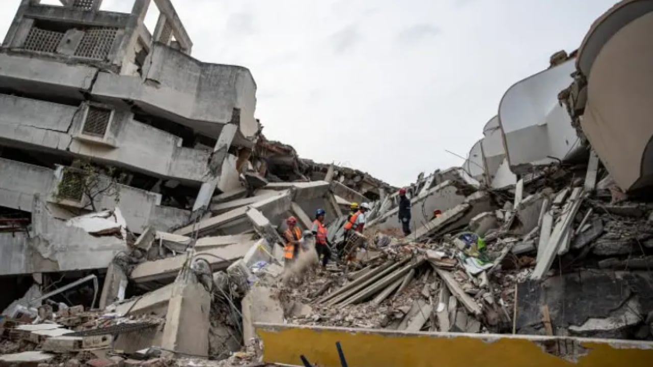 Foto - Venezuela depreminde bilanço ağırlaşıyor! İşte o korkunç rakam!