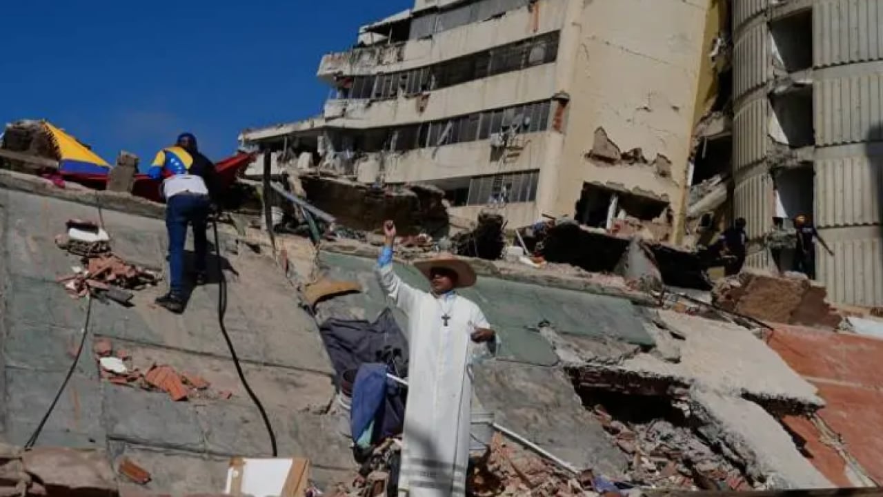 Foto - Venezuela depreminde bilanço ağırlaşıyor! İşte o korkunç rakam!
