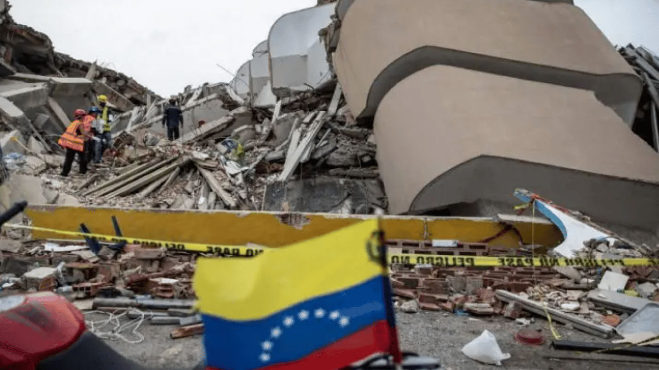 Foto - Venezuela depreminde bilanço ağırlaşıyor! İşte o korkunç rakam!