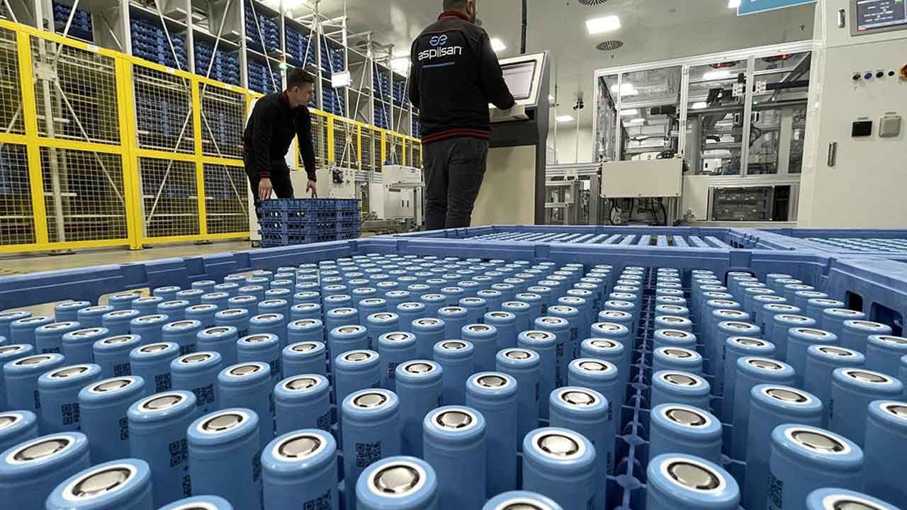 Foto - 'Verin biz yapalım' diyorlardı! Güney Koreliler aniden Türkiye'ye gelip dev bir anlaşma yaptı