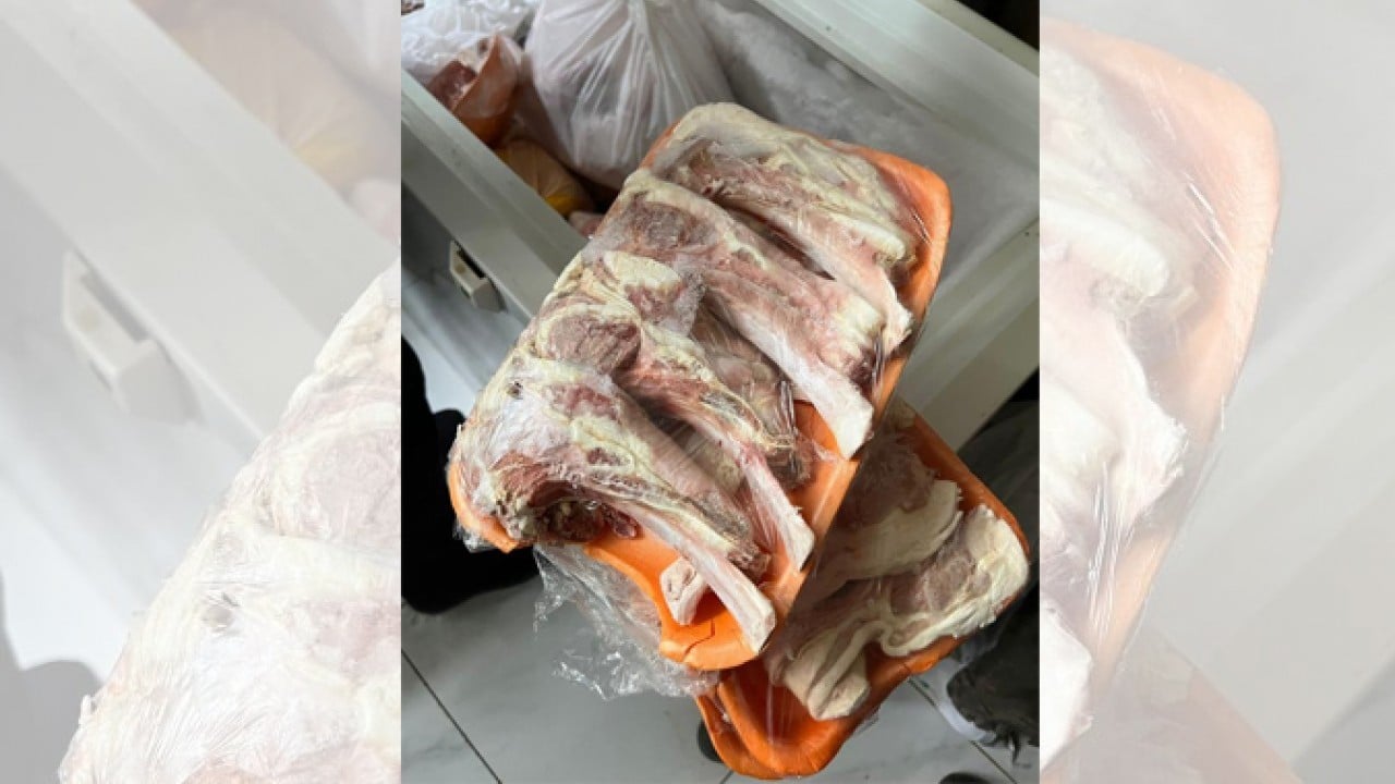 Foto - Vitrinde öyle içeride böyle! Kasaba giren zabıtalar gördüklerine inanamadı