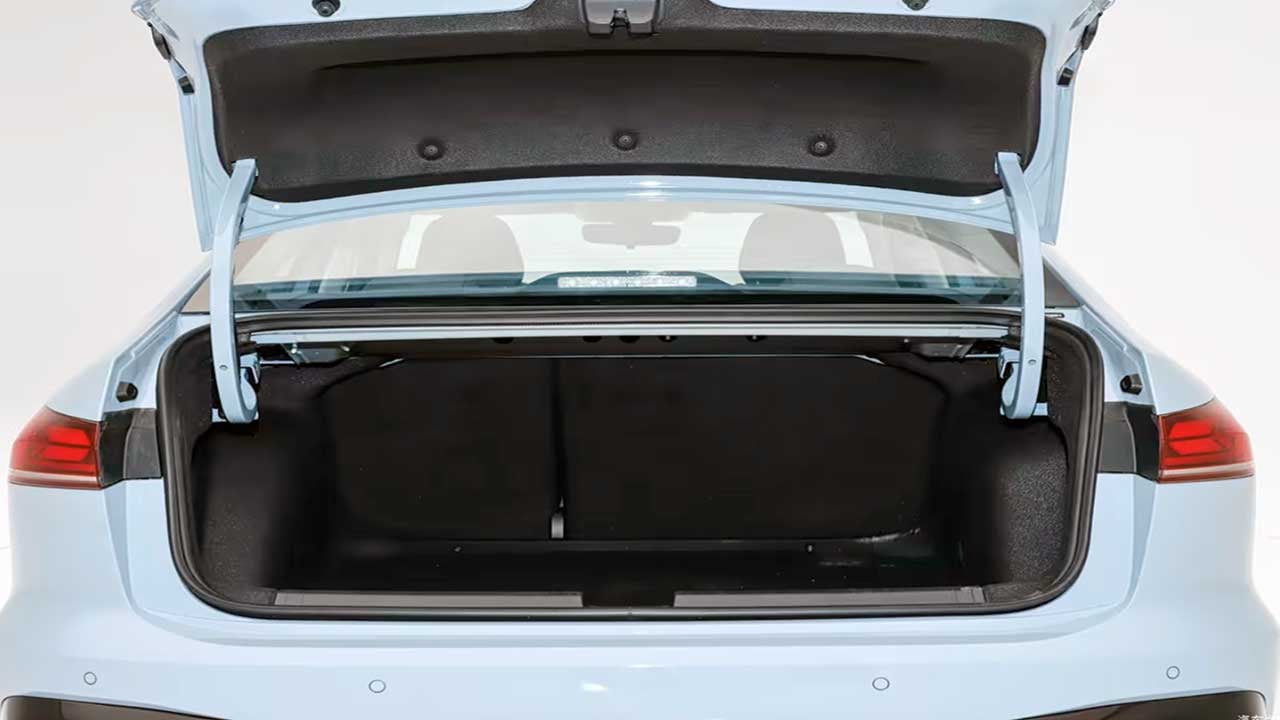 Foto - Volkswagen yapacağını yaptı! Sagitar S isimli sedanı tanıttı