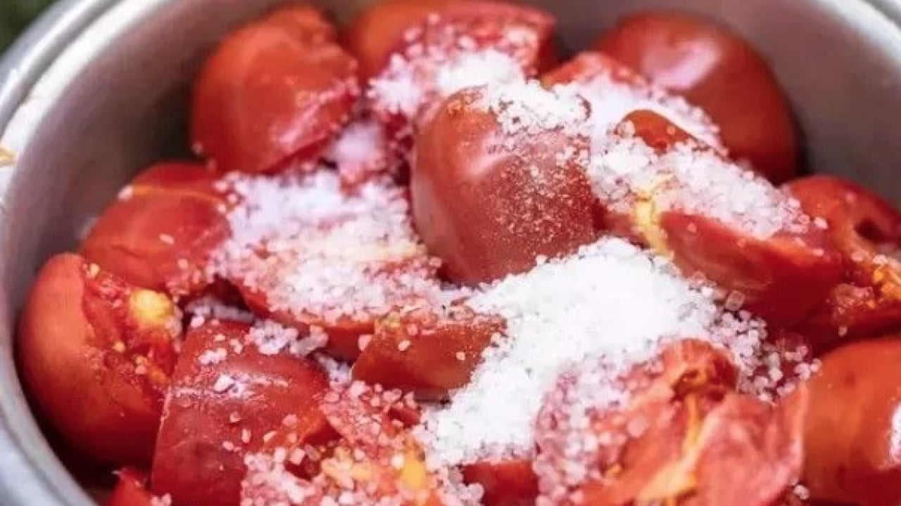 Foto - Vücudu alarm durumuna geçirin: Fazla tuz tüketimi damarlarınıza sessizce zarar veriyor...