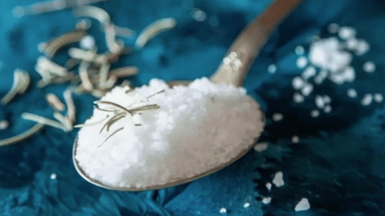 Foto - Vücudu alarm durumuna geçirin: Fazla tuz tüketimi damarlarınıza sessizce zarar veriyor...