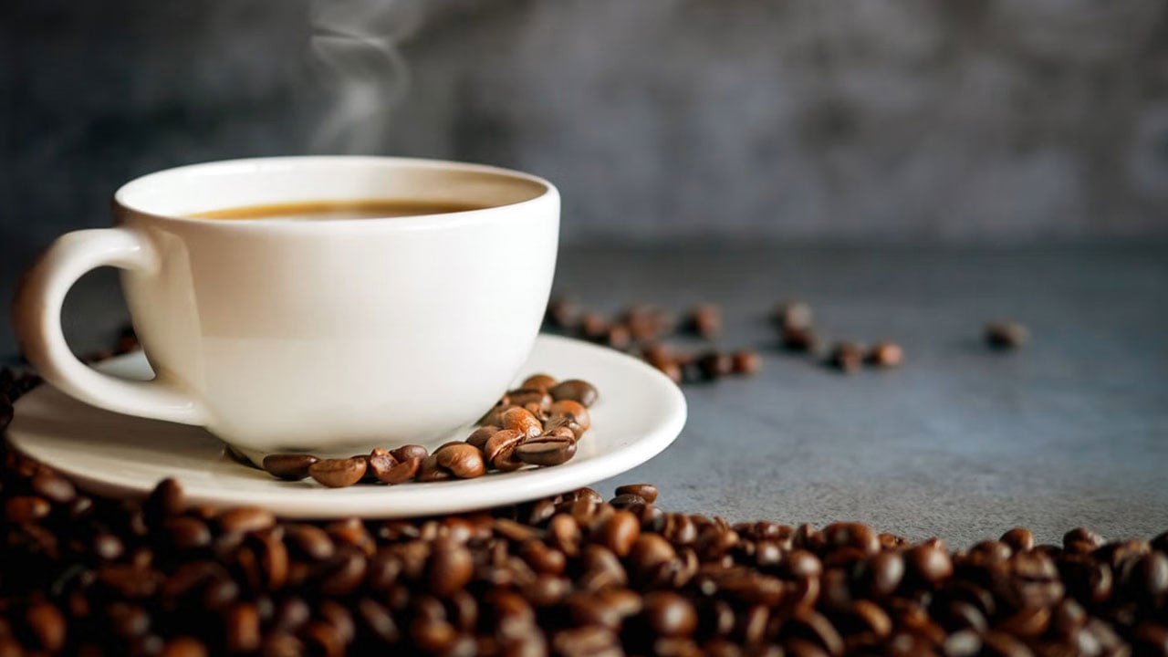 Vücutta bakın neye yol açıyor! Her gün kahve içenler dikkat