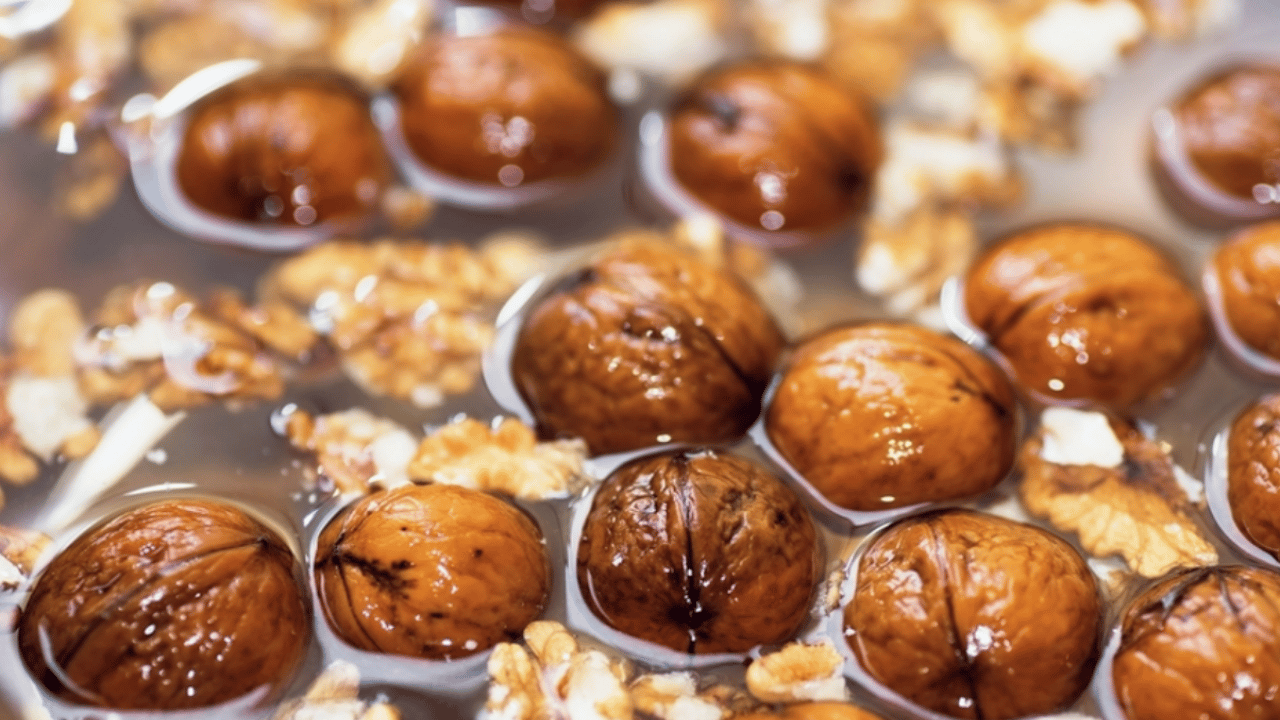 Foto - Vücutta mikroplara karşı deprem etkisi yapan ceviz suyunun faydalarını duyunca şaşıracaksınız...