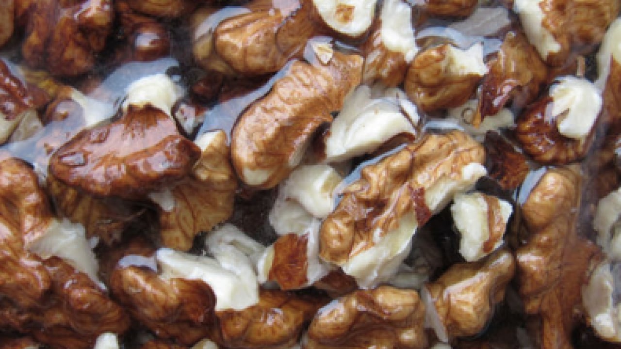 Foto - Vücutta mikroplara karşı deprem etkisi yapan ceviz suyunun faydalarını duyunca şaşıracaksınız...