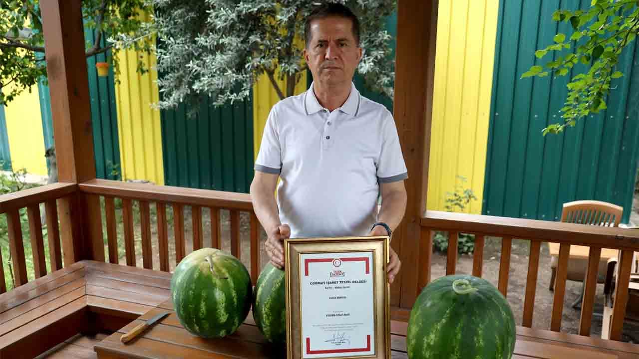 Foto - Vurup çıkan sesi dinlemek eskide kaldı: En iyi karpuzu seçmenin püf noktaları