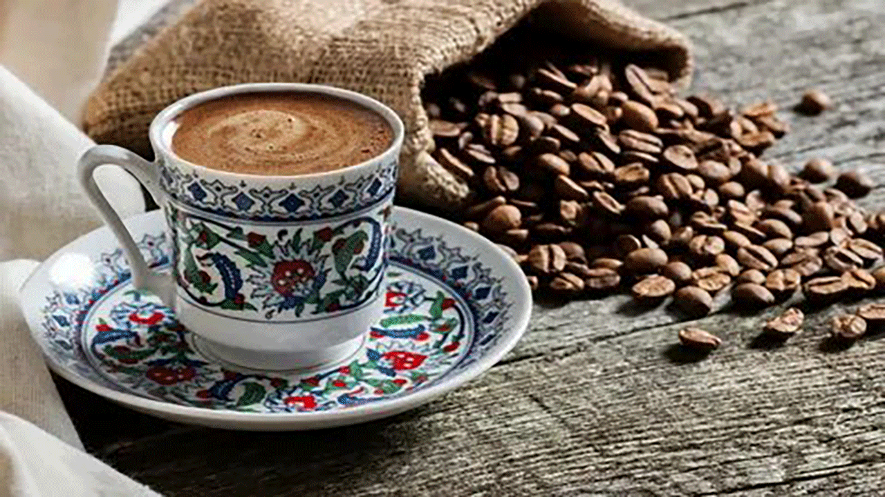 Foto - Yağ yakımını ikiye katlıyor! Sabah içilen kahvenin içine bir tutam eklemek metabolizmayı roketliyor!