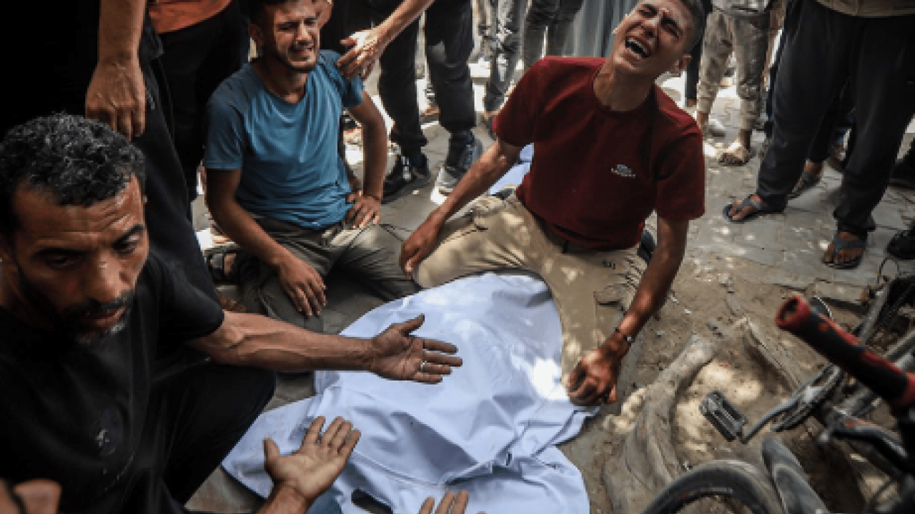 Foto - Yahudi profesörden katil Netanyahu’ya tarihi ayar! Gazze’deki vahşeti 'soykırım' ilan etti
