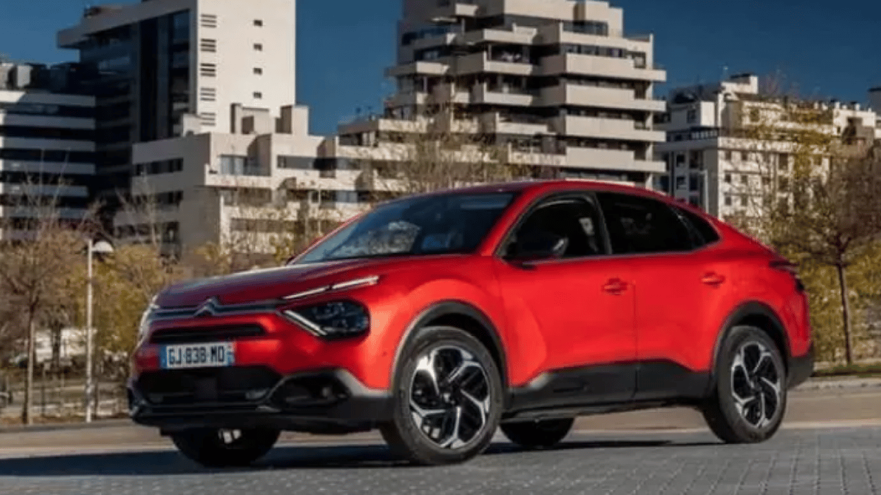 Foto - Yakıtı resmen kokluyor: İşte Türkiye'nin en az yakan otomobili!