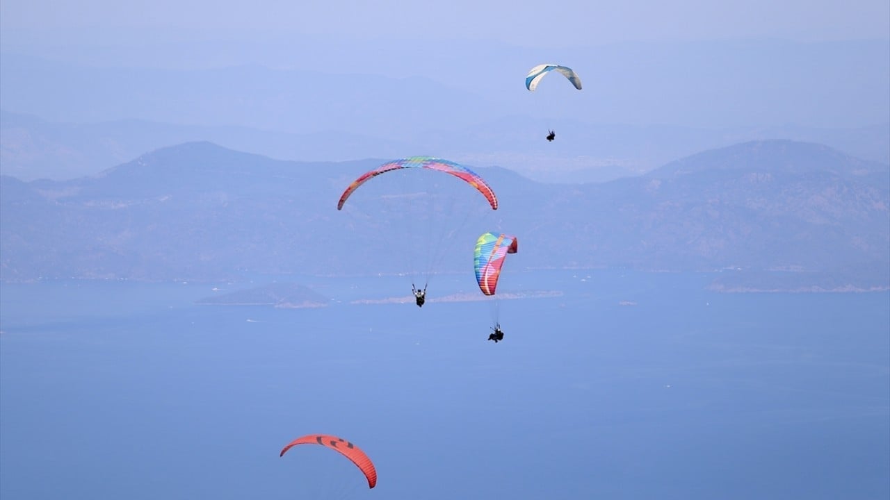 Foto - Yamaç paraşütüne büyük ilgi Altı ayda 58 bin kişiyi uçurduk