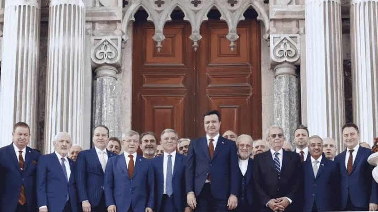 Foto - Yan yana fotoğrafları gündem olmuştu! Ali Babacan’dan Abdullah Gül için olay sözler