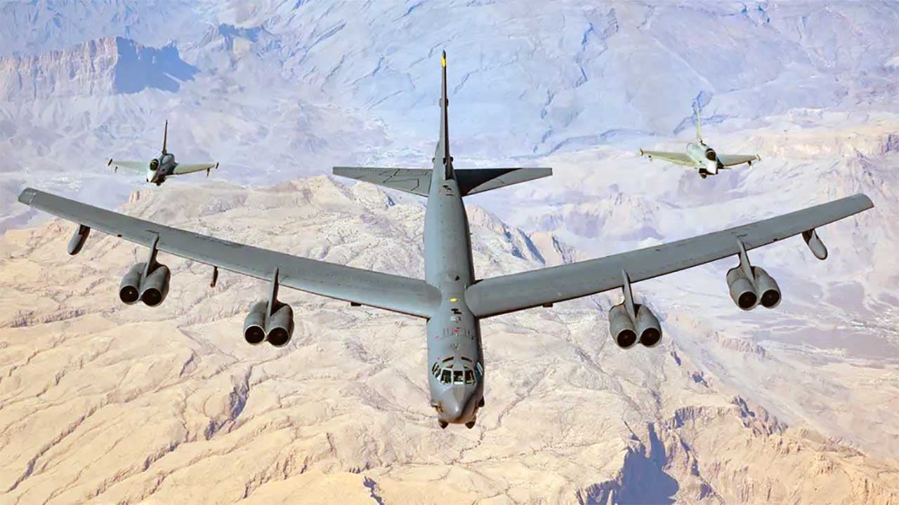 Foto - Yanına müttefikini de aldı! ABD'den Çin Denizi'nde gövde gösterisi