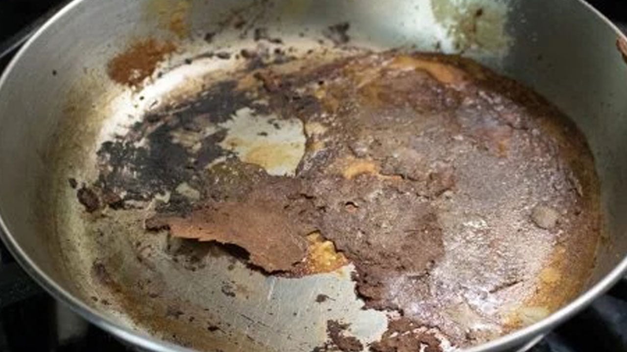 Foto - Yanmış tencereleri atmayın! Mutfakta herkesin konuştuğu o yöntem ortaya çıktı