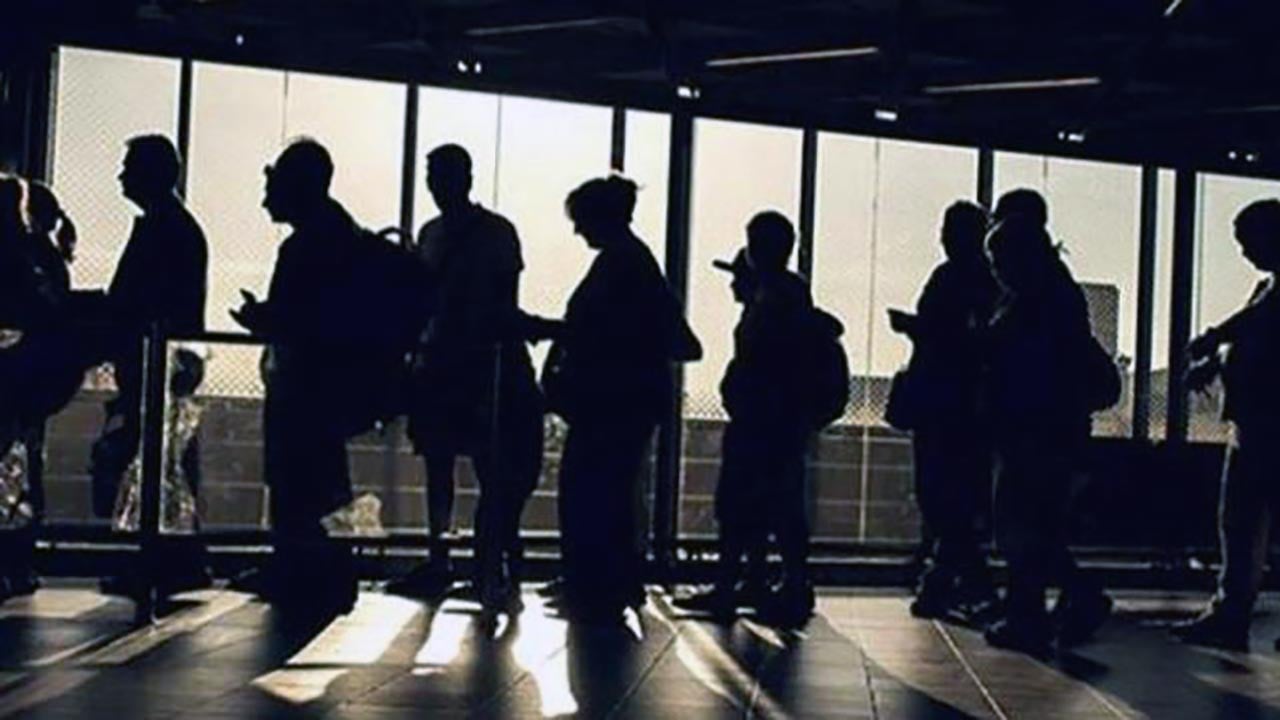 Foto - Yapay zeka etkisini gösterdi! Son 3 ayda binlerce iş kayboldu