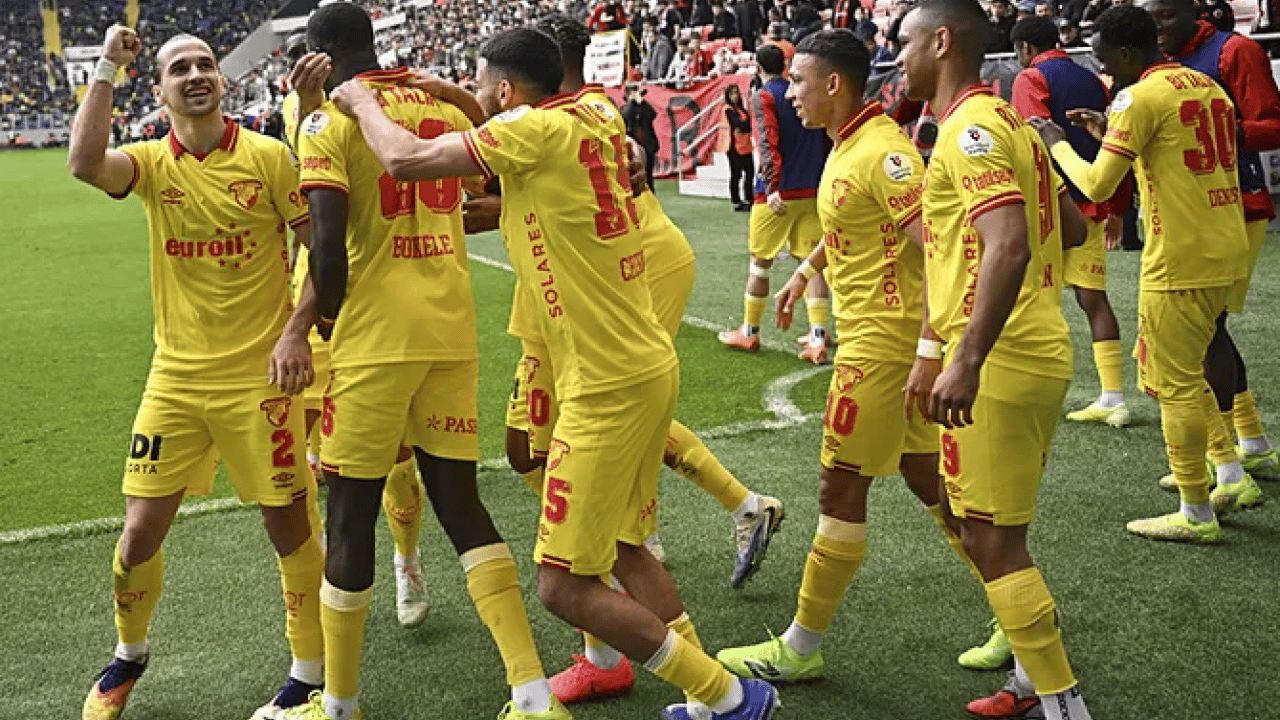 Foto - Yapay zeka Süper Lig şampiyonunu duyurdu! Bakın derbiler sonrası oranlar ne kadar değişti