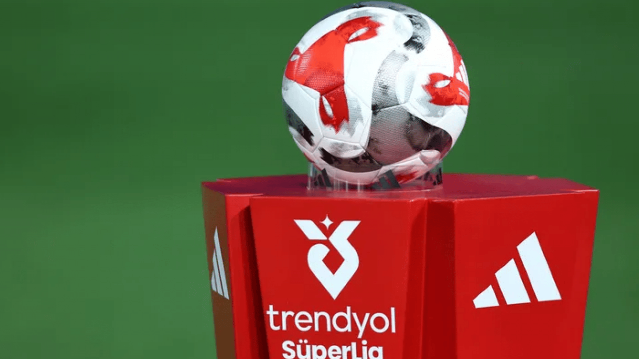 Foto - Yapay zeka Süper Lig şampiyonunu duyurdu! Bakın derbiler sonrası oranlar ne kadar değişti