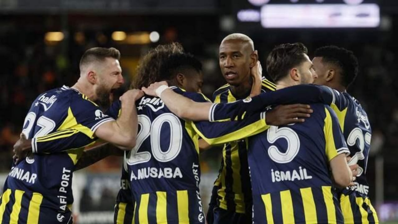 Foto - Yapay zeka tahmin etti! İşte Süper Lig’in şampiyonu ve küme düşecek takımlar