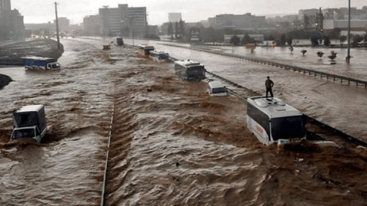 Foto - Yapay zekadan risk haritası İstanbul’u sel alacak mı