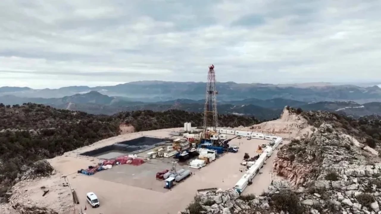 Yapılan çalışmalarda sona gelindi! O ilimizden petrol fışkırması an meselesi
