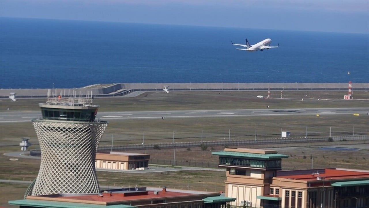 Foto - Yapılırken eleştirilmişti! Rize-Artvin Havalimanı hedef büyüttü