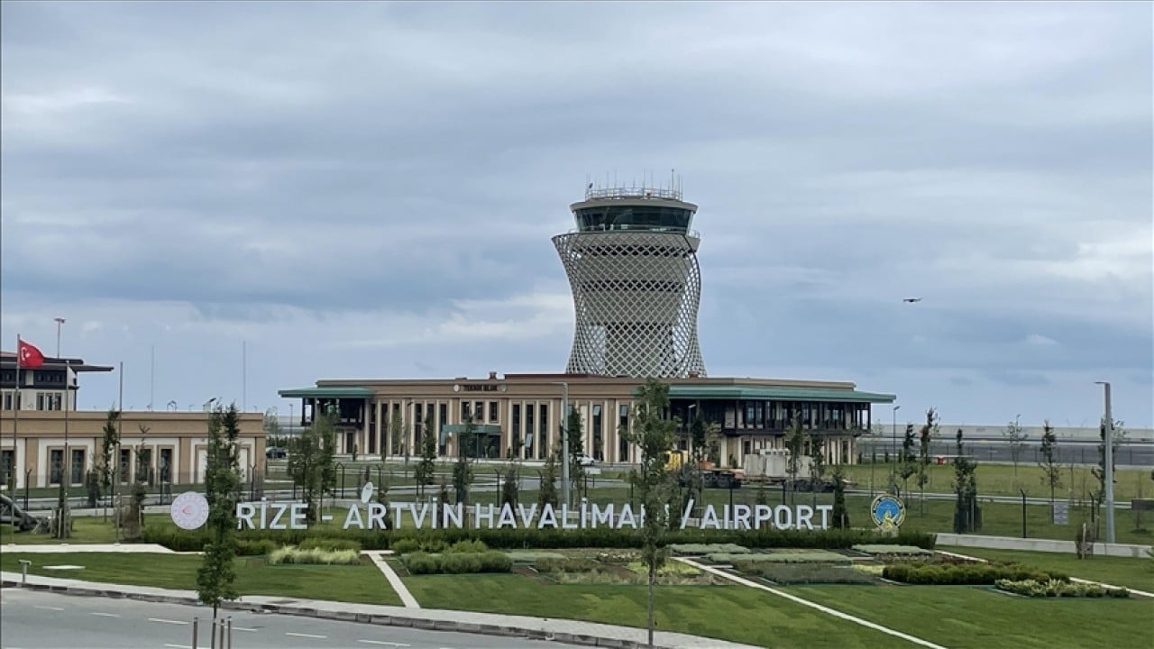 Yapılırken eleştirilmişti! Rize-Artvin Havalimanı hedef büyüttü