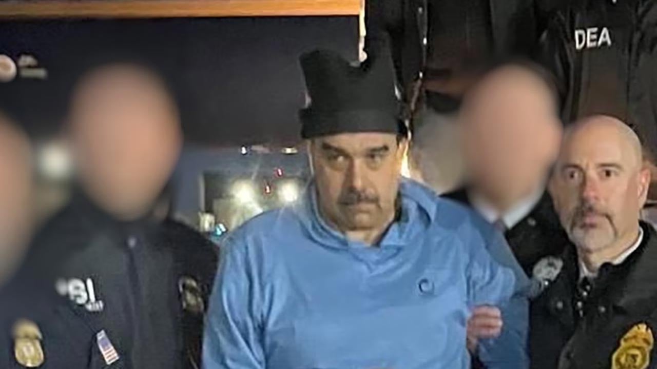 Foto - Yaptıkları ve söyledikleri çelişiyor! Ha Trump ha dansöz