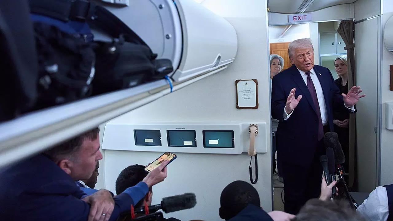 Foto - Yaptıkları ve söyledikleri çelişiyor! Ha Trump ha dansöz