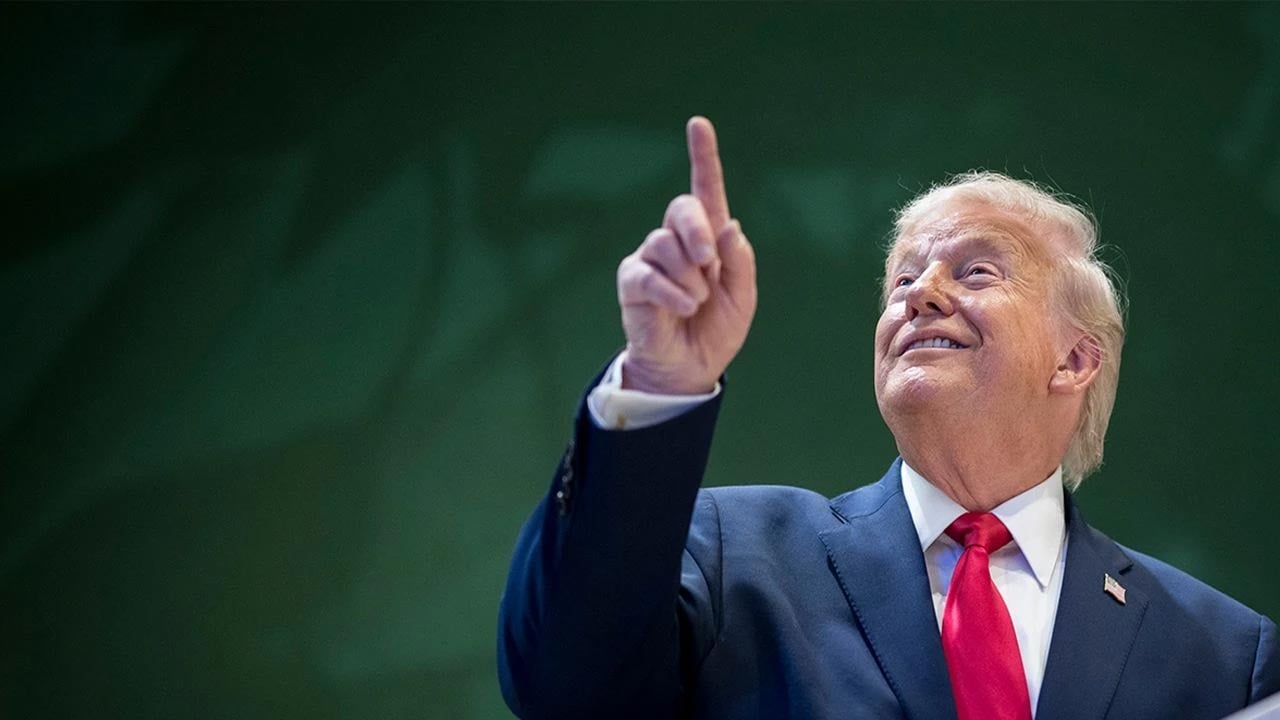 Foto - Yaptıkları ve söyledikleri çelişiyor! Ha Trump ha dansöz