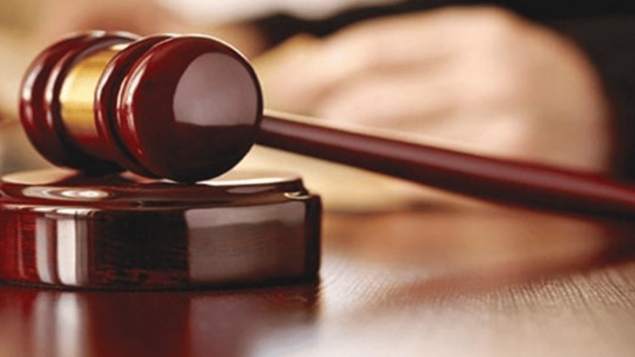 Foto - Yargıtay’da emsal karar: Eşine isimsiz çiçek gönderen kocaya şok!