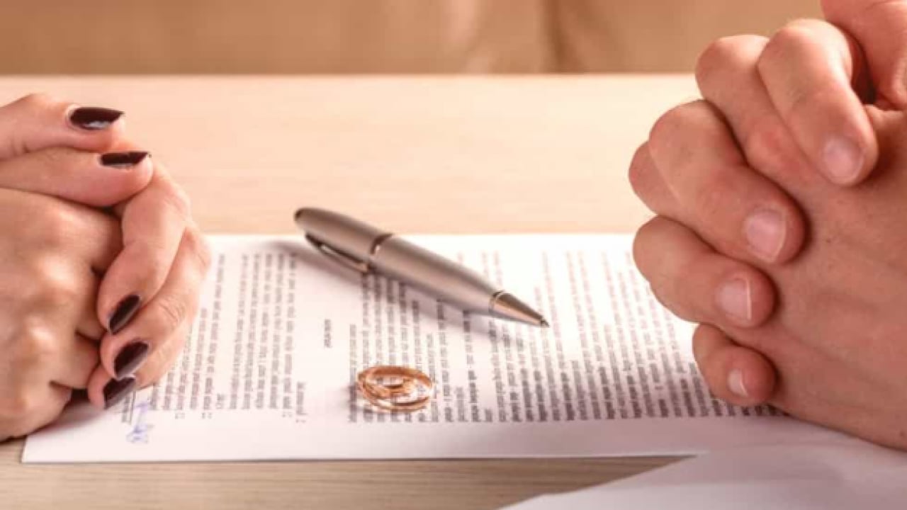 Foto - Yargıtay’da emsal karar: Eşine isimsiz çiçek gönderen kocaya şok!