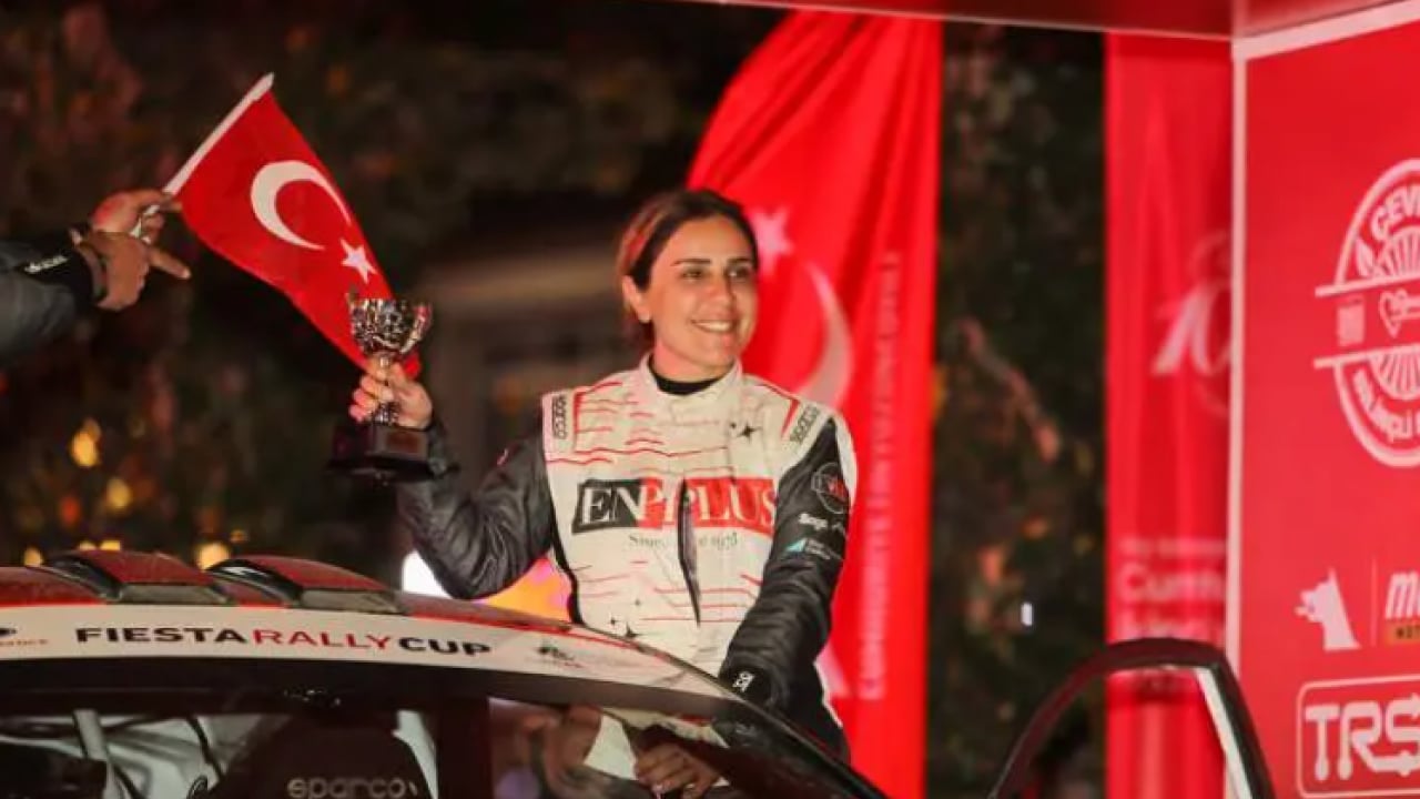 Foto - Milli şampiyona İtalya'da büyük şok! Yarışa günler kalmıştı!