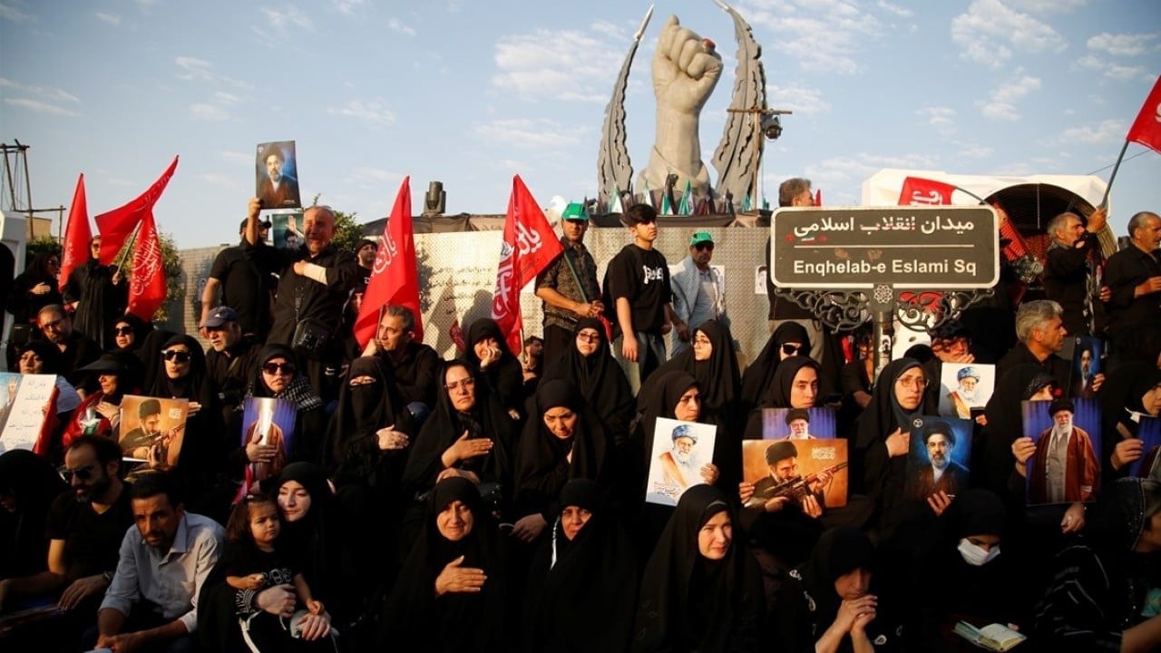 Foto - Yas tutanlar 12 saat yürüyecek! Hamaney’in cenaze alayına milyonlar akın etti