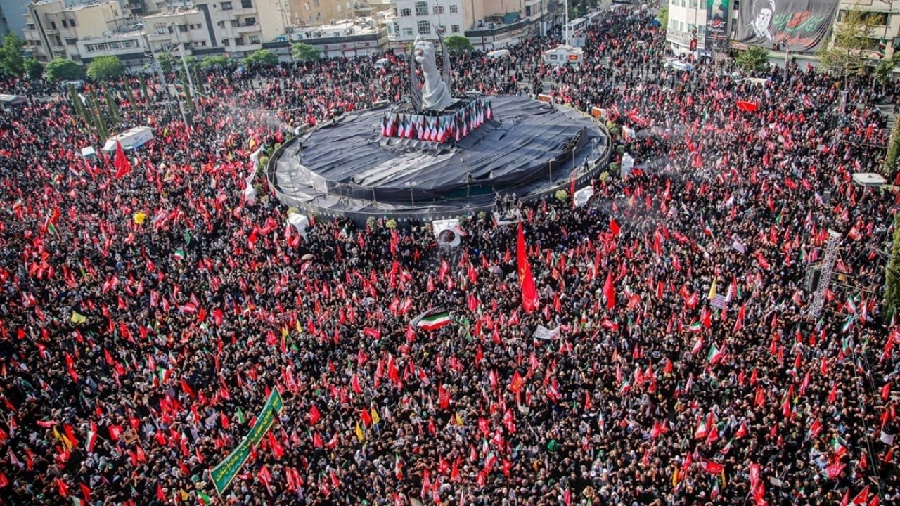 Foto - Yas tutanlar 12 saat yürüyecek! Hamaney’in cenaze alayına milyonlar akın etti