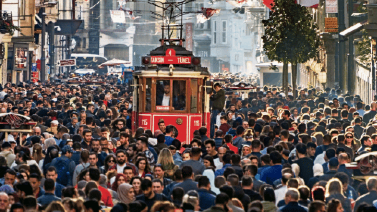 Foto - Her yıl sayıları artıyor: Yabancıların en çok yaşadığı iller belli oldu!