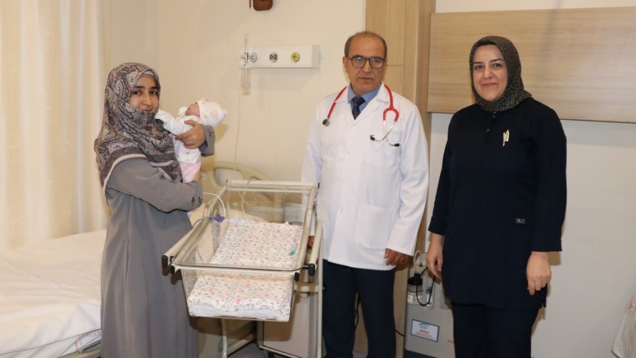 "Yaşamaz" denilmişti! 465 gramlık Hüma bebek anne kucağına kavuştu