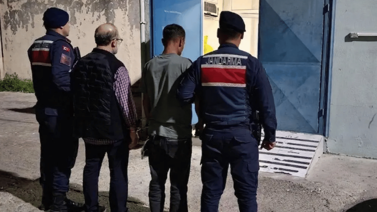 Foto - Yaşlı çift hayatının şokunu yaşadı! Savcı bey 4 vesikalık fotoğraf istiyor! 