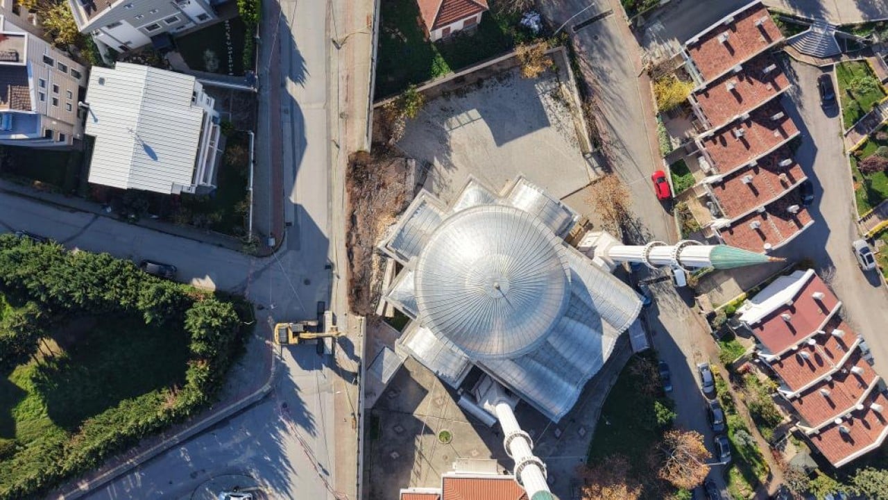 Foto - Yaşlı kadının dikkati faciayı önledi: 31 can saniyelerle kurtuldu 