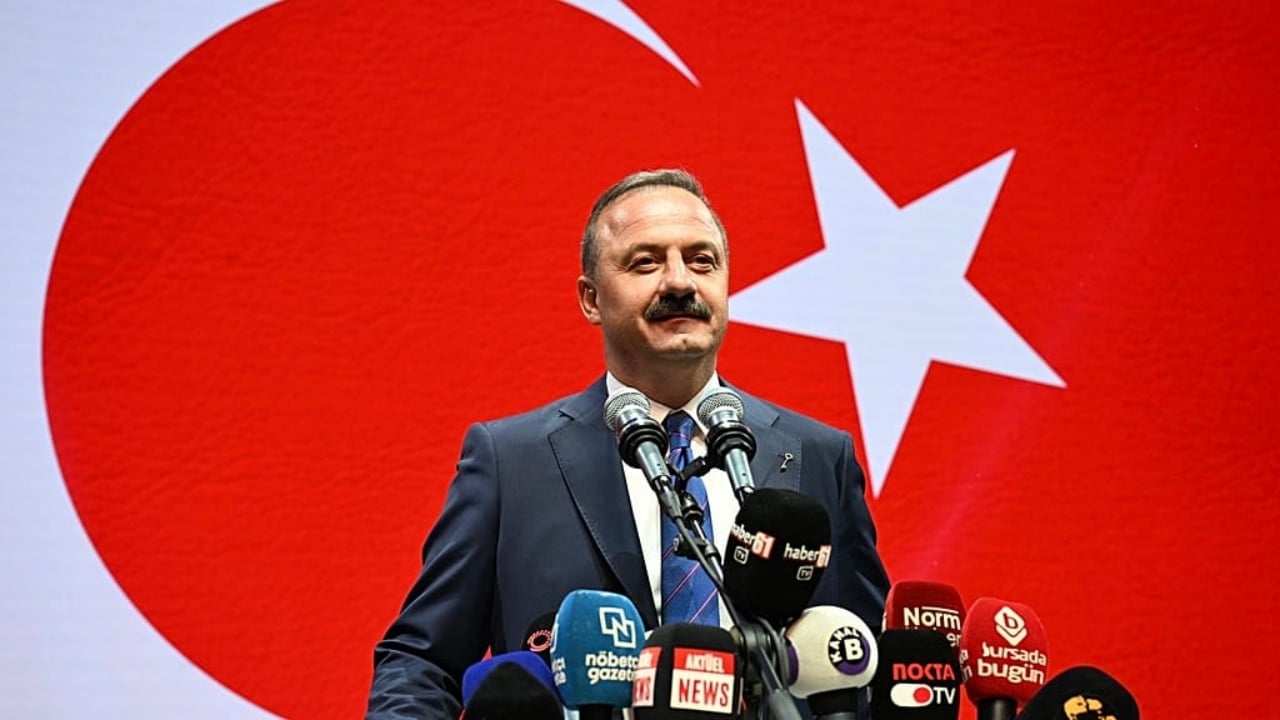 Foto - Yavuz Ağıralioğlu’nun Anahtar Partisi ittifakta yer alacak mı? Resmen açıklandı