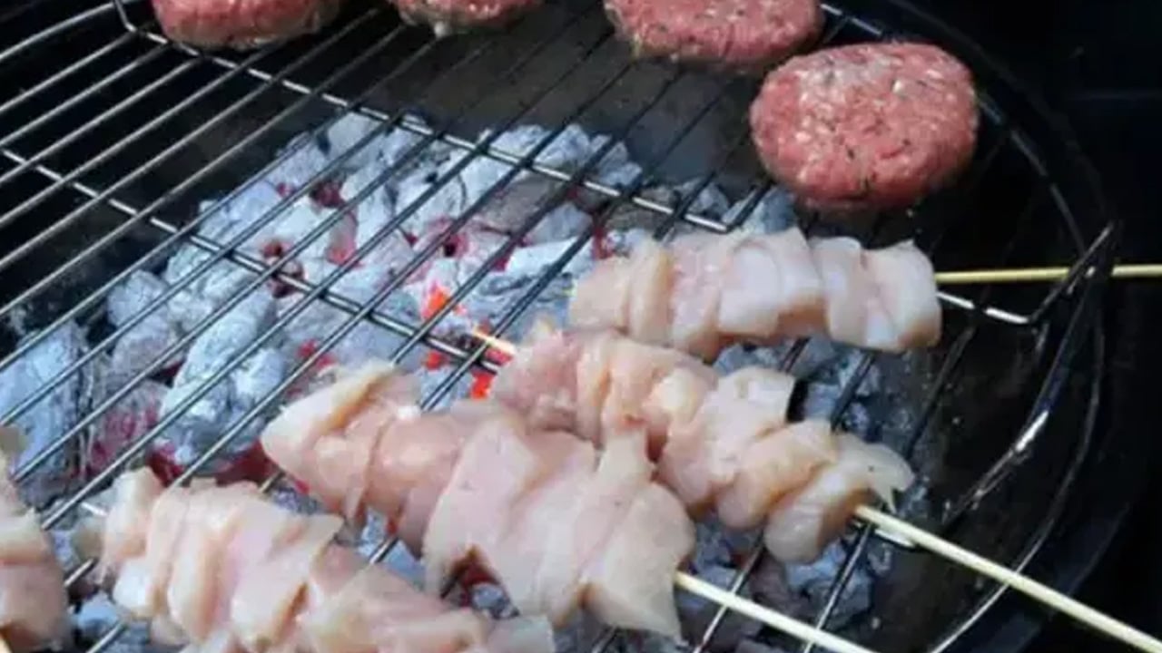 Yaz aylarında bu gıdalar zehir: Yerken dikkat! Bu yiyecekler besin zehirlenmesine neden oluyor...