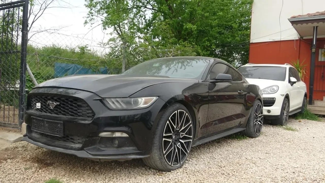 Foto - Yediemin otoparkları milyonluk araç mezarlığına döndü