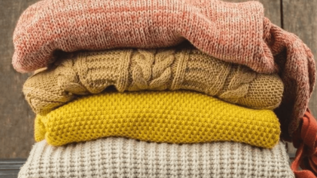 Yeni alınmış gibi olacak! Yapısı sertleşen kazakları doğru yıkamanın yolu