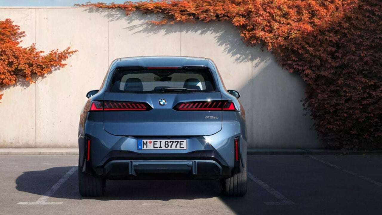 Foto - Yeni BMW iX3 batarya rekoru kırdı: Alman otomobil üreticisi piyasayı altüst etti! Rakiplere karşı adeta savaş açtığını ilan etti