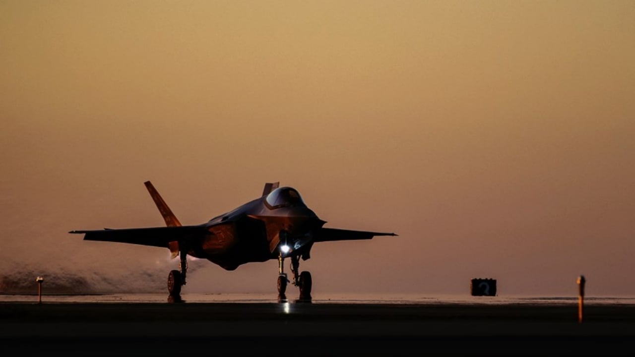 Foto - Yeni "çelik kanat" sahneye çıktı! Gökyüzünün canavarı F-35’lerde ilk uçuş için gün sayılıyor