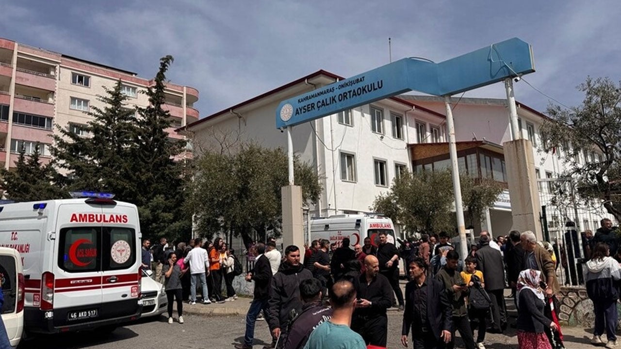 Foto - Yeni detay ağızları açık bıraktı! Maraş'taki okul katliamcısı, saldırı sırasında...