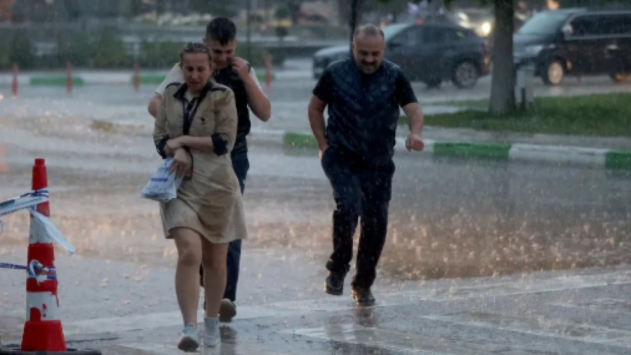Foto - Yeni hafta yağışlı geçecek! 10 il için sarı kod alarmı!